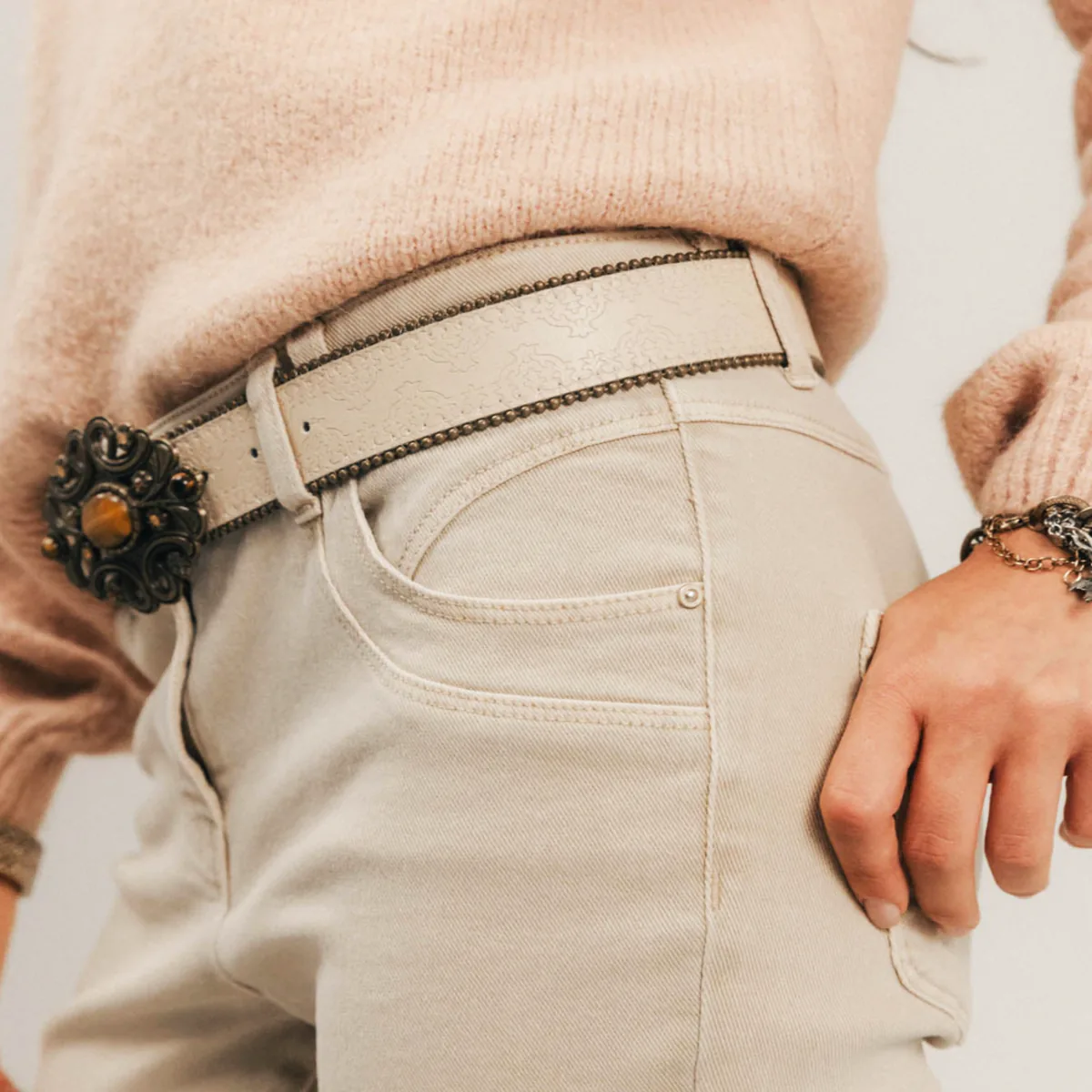 Pantalon beige coupe slim