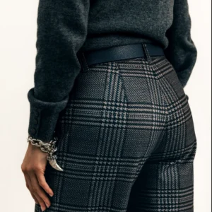 Pantalon prince-de-galles gris coupe droite
