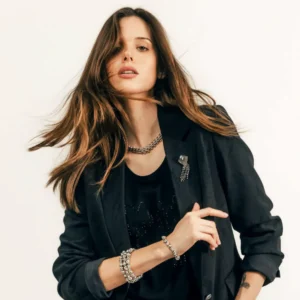 Veste tailleur noire imprimée avec broche bijou pour femme