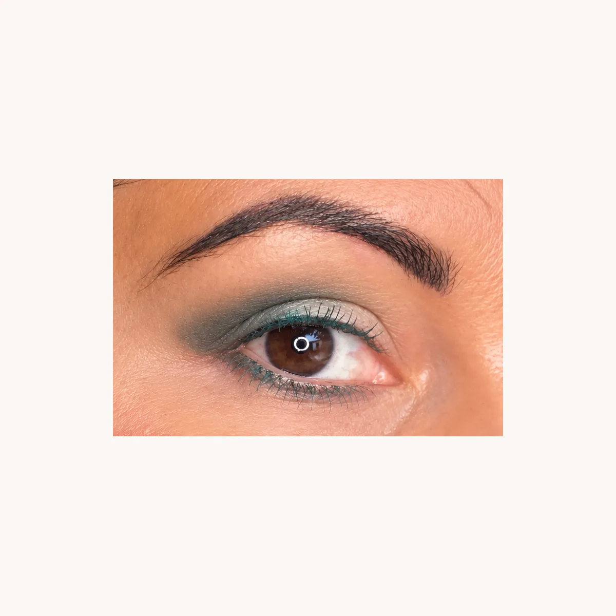 Mascara vert sapin naturel
