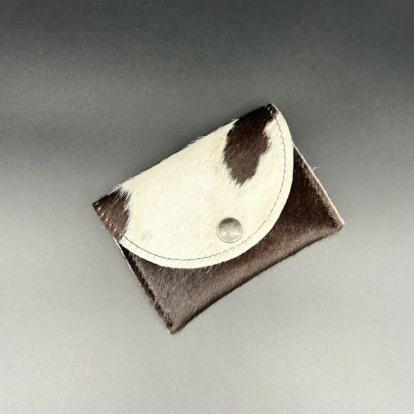 Porte-monnaie en véritable peau de vache avec bouton-pression métallique